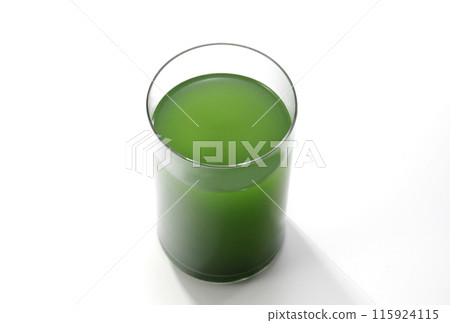 Fresh green juice 115924115