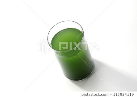 新鮮的綠汁 115924119