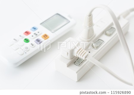Power strip and air conditioner remote control Power strip and air conditioner remote control 115926890