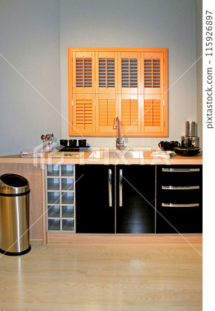 Small kitchen Small kitchen 115926897