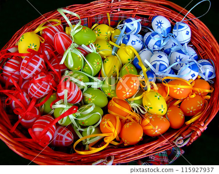 Easter eggs 115927937