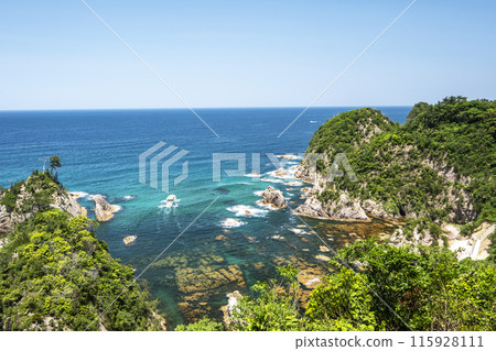Iwami Blue Uradome Coast 115928111