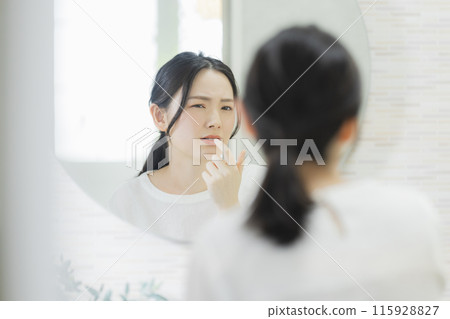 Young woman, beauty image　 115928827