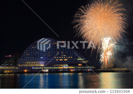 Minato Kobe Marine Fireworks Festival (Kobe, Hyogo Prefecture) Minato Kobe Marine Fireworks Festival (Kobe, Hyogo Prefecture) 115931504