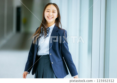 School girls who look back School girls who look back 115932312