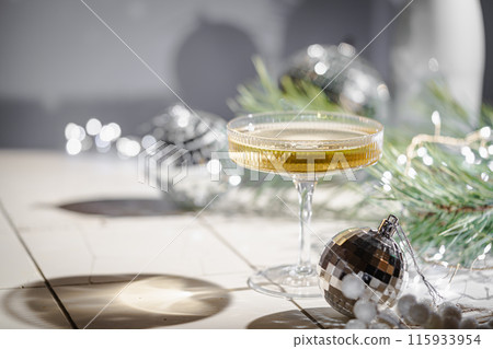 Festive New Year champagne 115933954