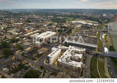 Newport, Kentucky residential neighborhood townscape 115934558