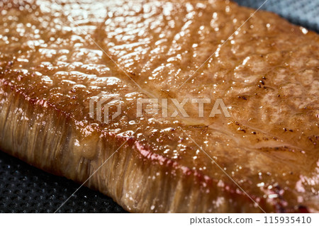烤牛肉的特寫 115935410