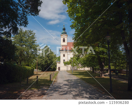 summer trip around Vienna, Austria. beautiful old church 115936280