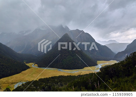 Mountain hiking trail on Routeburn track 115939905