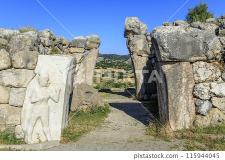 Hattusha Ruins: King's Gate 115944045
