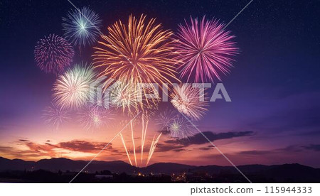 複製空間4夜空中綻放的絢麗煙火 115944333