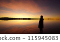Uyuni鹽湖日落 115945083