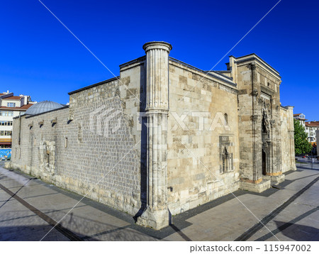 錫瓦斯布爾齊爾神學院 錫瓦斯布爾齊爾神學院 115947002