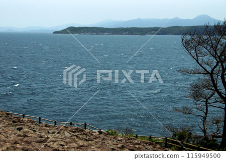 A spectacular view of Nanatsugama Garden in Karatsu City, Saga Prefecture A spectacular view of Nanatsugama Garden in Karatsu City, Saga Prefecture 115949500