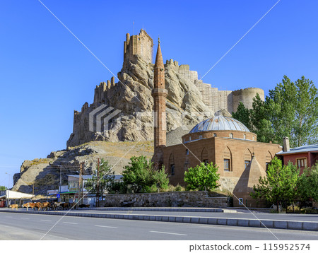 Hoshap Castle 115952574