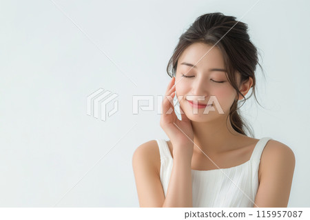 亞洲女性皮膚護理美容形象肖像 115957087