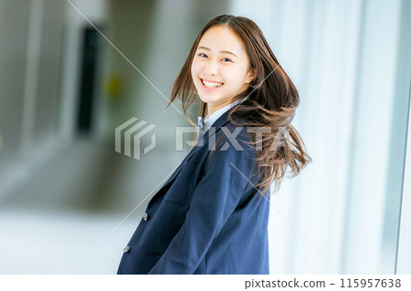 School girls who look back School girls who look back 115957638