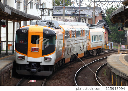 近鐵名古屋線的近鐵特急Vista EX（近鐵名古屋⇔鳥羽） 115958994