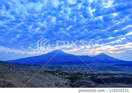 Mount Ararat Mount Ararat 115959225
