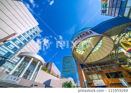 日本橫濱市六月的城市景觀。上大岡站等的景色=第3 115959269