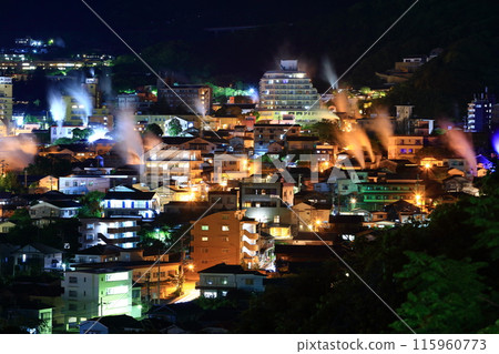 [Oita Prefecture] Kannawa Onsen night view of Yukemuri (Beppu Onsen) 115960773