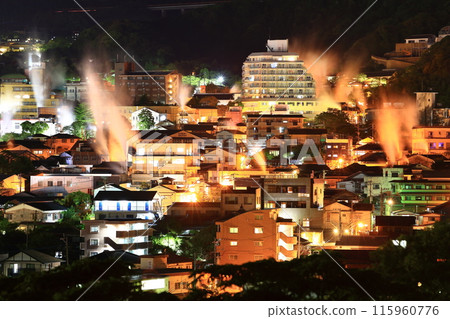 [Oita Prefecture] Kannawa Onsen night view of Yukemuri (Beppu Onsen) 115960776