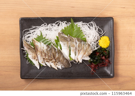 [From Tottori Prefecture] Barracuda (sashimi, grilled) 115963464
