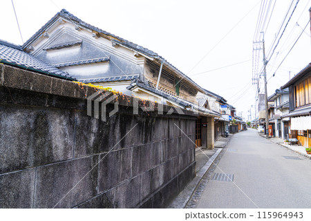 【重要傳統建築群保存地區】高知縣府室戶市吉良川町水切瓦街景 【重要傳統建築群保存地區】高知縣府室戶市吉良川町水切瓦街景 115964943