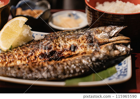 Charcoal grilled restaurant Koganeya's delicious salt-grilled fatty mackerel set meal Charcoal grilled restaurant Koganeya's delicious salt-grilled fatty mackerel set meal 115965590