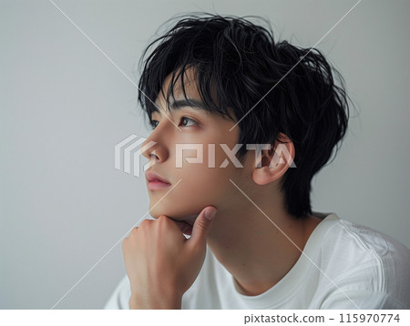 亞洲男人的思考姿勢 115970774