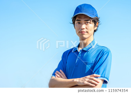Driver Male Blue Sky Driver Male Blue Sky 115974354