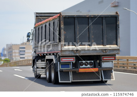 工業垃圾收集車 115974746