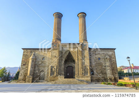 奇夫特米納雷神學院 115974785