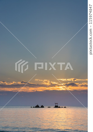 Morning at Nata Beach (Kitsuki City, Oita Prefecture) 115974847