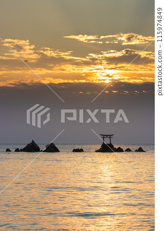 Morning at Nata Beach (Kitsuki City, Oita Prefecture) Morning at Nata Beach (Kitsuki City, Oita Prefecture) 115974849