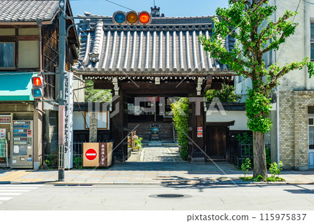 Gyoganji Temple (Saigoku Thirty-Three Pilgrimage Sites) Mountain Gate, Gyoganji-monzen-cho, Nakagyo Ward, Kyoto City 115975837