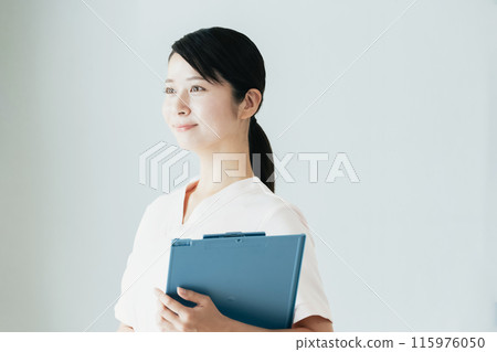 nurse young woman 115976050