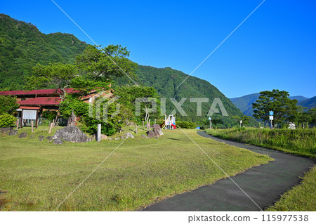赤穀子紀念公園、相田倒櫻花、猿京、新綠色季節 赤穀子紀念公園、相田倒櫻花、猿京、新綠色季節 115977538