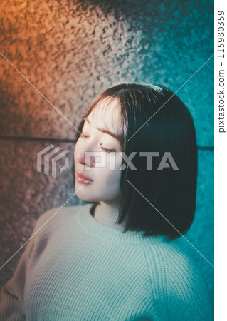女生 女孩 女性 115980359