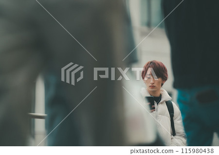 male, man, smartphone 115980438