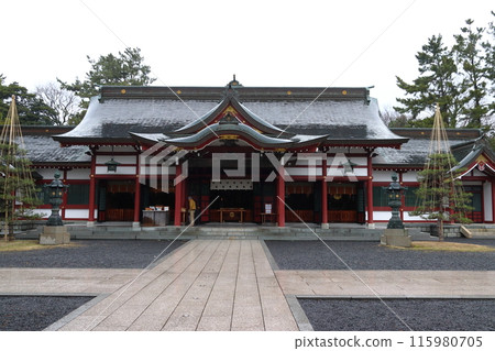 Kehi Shrine: Main Hall (Tsuruga City, Fukui Prefecture) Kehi Shrine: Main Hall (Tsuruga City, Fukui Prefecture) 115980705