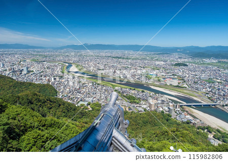 [Gifu Castle] A grand panorama from the castle tower observation deck 115982806