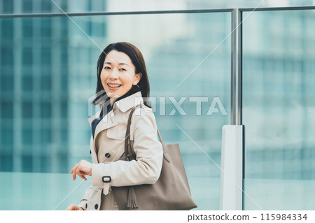事業女性 商務女性 商界女性 115984334