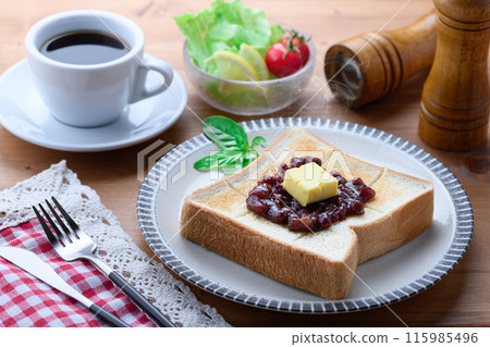 An butter toast 115985496