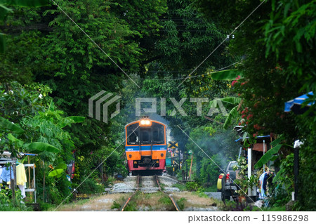 Trains on the Maeklong Line (Mahachai Line) of the State Railway of Thailand 115986298
