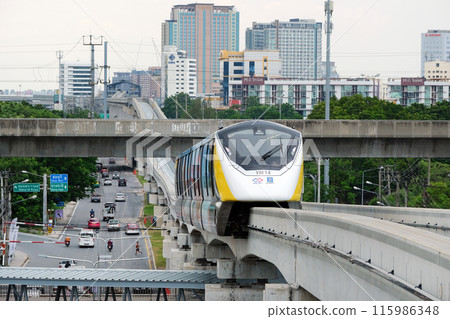 Transportation in Bangkok, Thailand, MRT Yellow Line 115986348