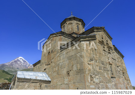 格爾蓋蒂三一教堂和卡茲別基山 格爾蓋蒂三一教堂和卡茲別基山 115987029