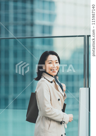 事業女性 商務女性 商界女性 115987140