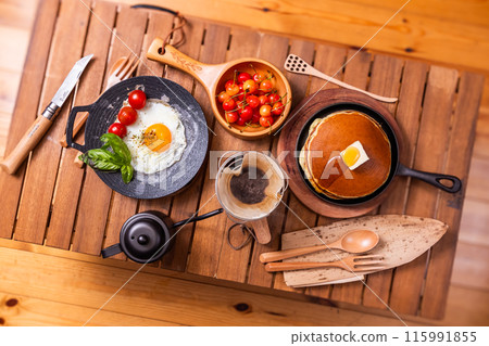 別墅戶外煎餅早餐 115991855